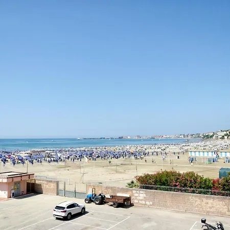 Casa Levante Holiday home Nettuno